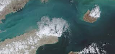 إيران تقايض فتح هرمز برفع الحصار