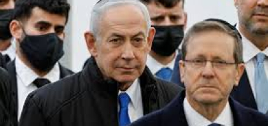 الرئيس الإسرائيلي يدعو لتسوية في محاكمة نتنياهو خارج نطاق المحكمة