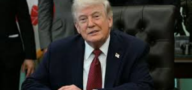 ترمب: إيران تنهار وتريد فتحاً سريعاً لـ«هرمز»