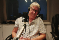 Richard W. Coughlin, mamosteyê zanistên siyasî ye li Zanîngeha «Florida Gulf Coast». Ew dersên têkiliyên derve yên Amerîkayê û ewlehiya navdewletî dide. Lêkolînên wî di kovarên zanistî yên cîhanî de bûne çavkaniyeke pêbawer ji bo lêkolîner û pisporên warê
