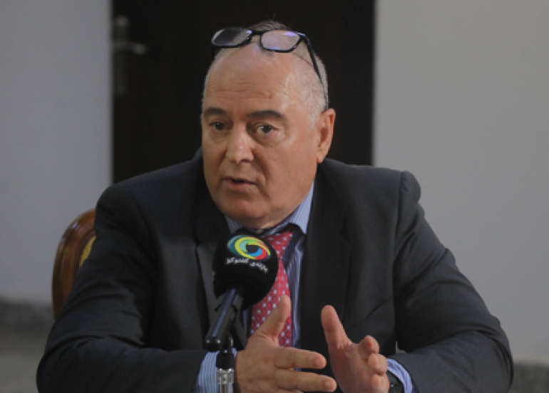 هەڤاڵ عەبدولحافز مایی  بەڕێوەبەری گشتیی پێشووی وەزارەتی سامانە سرووشتییەكان:     هەرێمی كوردستان خاوەنی (٤٥) ملیار بەرمیل یەدەگی نەوتە، كە دەكاتە چواردە پۆینت سێی كۆی گشتیی یەدەگی عێراق
