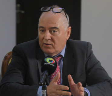 هەڤاڵ عەبدولحافز مایی  بەڕێوەبەری گشتیی پێشووی وەزارەتی سامانە سرووشتییەكان:     هەرێمی كوردستان خاوەنی (٤٥) ملیار بەرمیل یەدەگی نەوتە، كە دەكاتە چواردە پۆینت سێی كۆی گشتیی یەدەگی عێراق