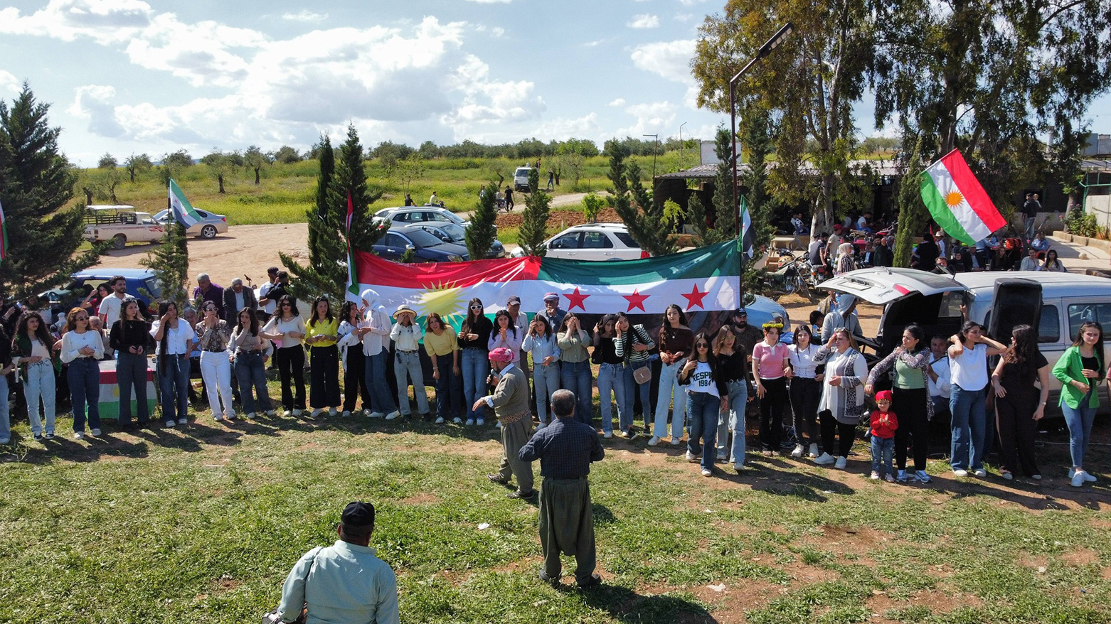 PDK-S û Yekîtiya Xwendekaran ji bo parastina çanda Kurdî li Efrînê mîhrîcanek lidar xist