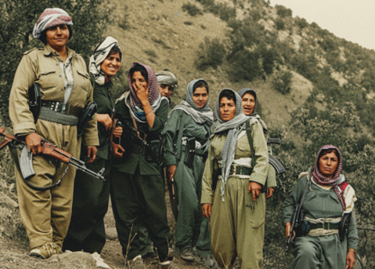 ئافرەتی كورد وێڕای خەبات و تێكۆشان، ڕۆڵەكانیشیان بە هزری نیشتمانپەروەری جۆشداوە