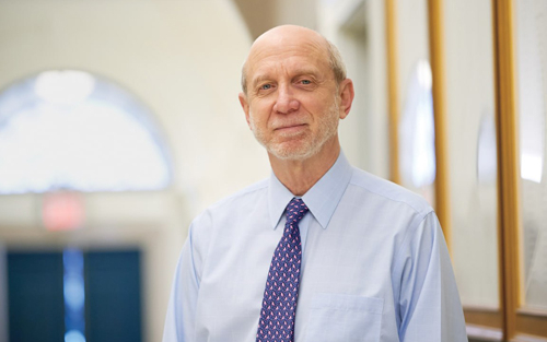 Daniel Rubinfeld, Profesorê Yasa û Aboriyê li Zanîngeha Kalîforniyayê ji bo Gulan: Dabeşkirina dahatê û federalîzma darayî du stûnên sereke yên sîstema federalî ne