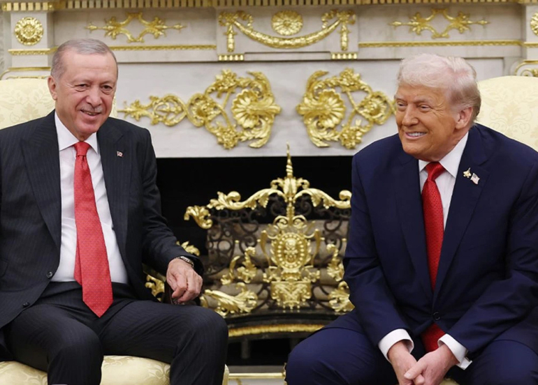 Trump û Erdogan bi telefonê li ser rewşa Sûriye û Libnanê axivîn