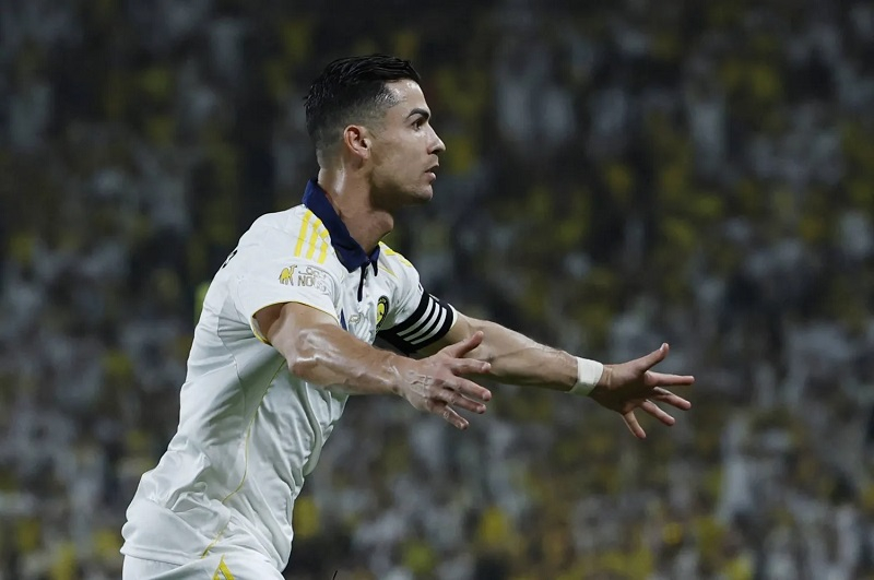 رونالدو يهدي «النصر» لقب الدوري السعودي للمحترفين