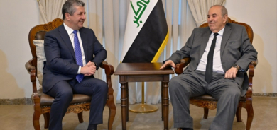 رئيس الحكومة يجتمع في بغداد مع رئيس الوزراء الأسبق اياد علاوي