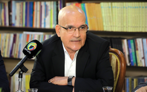 د.مەولوود باوەمراد   ئەكادیمیست و سیاسەتمەدار:  هەندێك لایەنی كوردی لە بەغدا، لە ناو جەرگەی پەرلەمانی عێراقدا بوونەتە بەشێك لە ئۆپۆزیسیۆنی توند دژ بە هەرێمی كوردستان