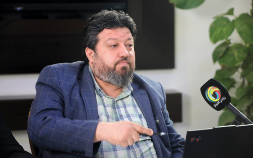 هۆگر چەتۆ  ڕێكخەری تۆڕی شەمس بۆ چاودێریی هەڵبژاردنەكان:     دەبێ بە شێوەیەكی بەرپرسیارانەتر مامەڵە لەگەڵ یەكڕیزی بكەین، چونكە زۆربەی داوا یاساییەكانی دژی هەرێم لە ناوخۆی خۆمانەوە ئاراستەی دادگای فیدڕاڵی دەكرێن