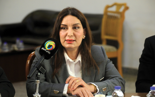ئیپەك ئەسعەد قەساب  سەرۆكی ڕێكخراوی پەمبەچاتی ئافرەتانی توركمانی:     ئێمە وەك نەتەوەی توركمان، ڕووبەڕووی بڕیاری نادادپەروەرانە بووینەتەوە كە زیانی گەورەی بە ناسنامە و پێگەی ئێمە گەیاندووە
