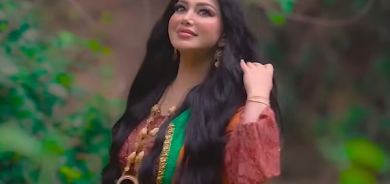 دینا دەرزی گۆرانییەكی نوێی بەناوی(پەلكە زێڕینە) بڵاوكردەوە