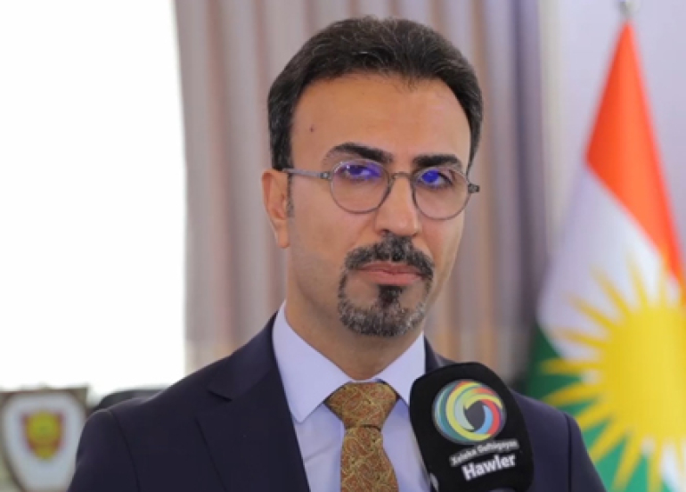 د.شاڵاو عەبدولخالق  مامۆستای زانكۆ لە هەولێر  كێشەكانی هەولێر و بەغدا لە جیاوازی نێوان فیدڕاڵیزمی دەستووری و عەقڵییەتی ناوەندگەرای عێراق چەقی بەستووە