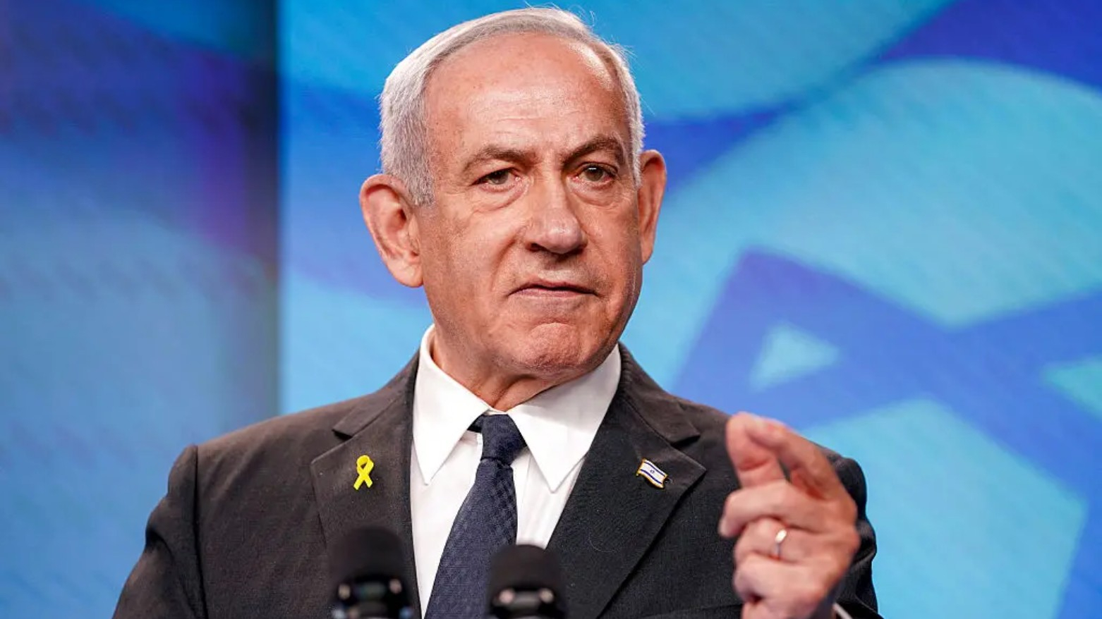 Netanyahu: Eger Huzbulah êrîşan ranewestîne, em dê Beyrûtê bikin armanc