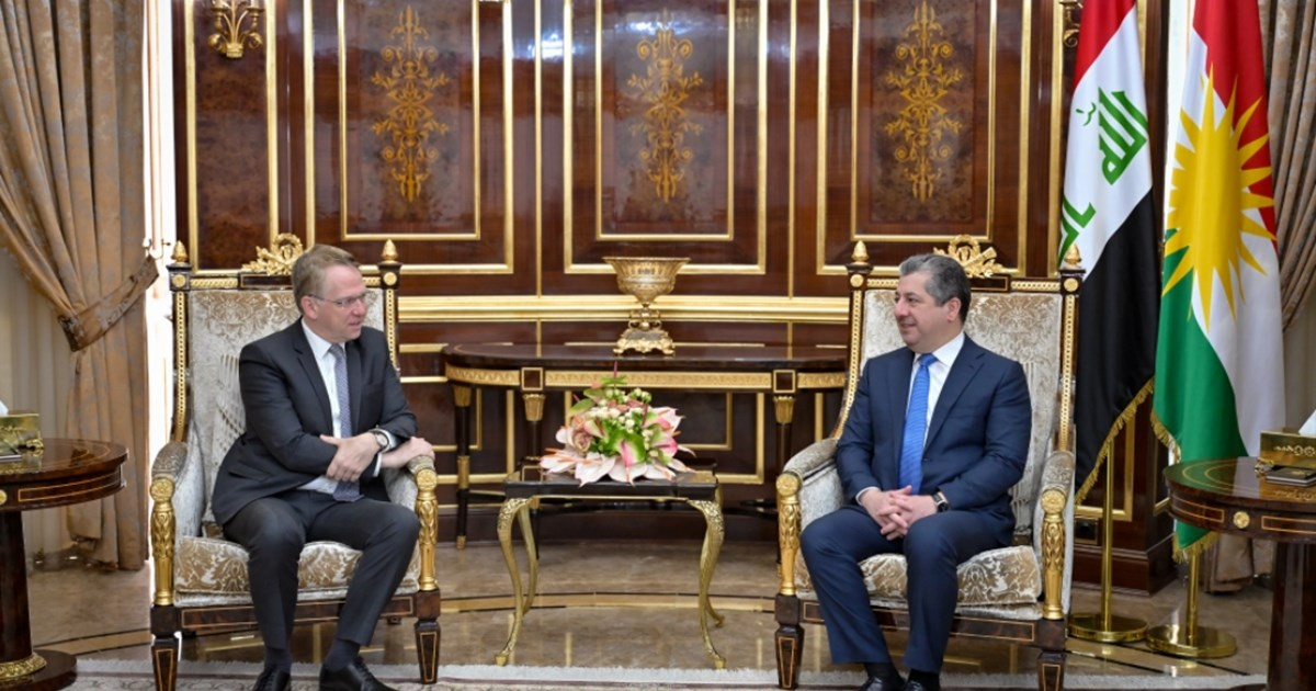 Prime Minister Receives French Ambassador
