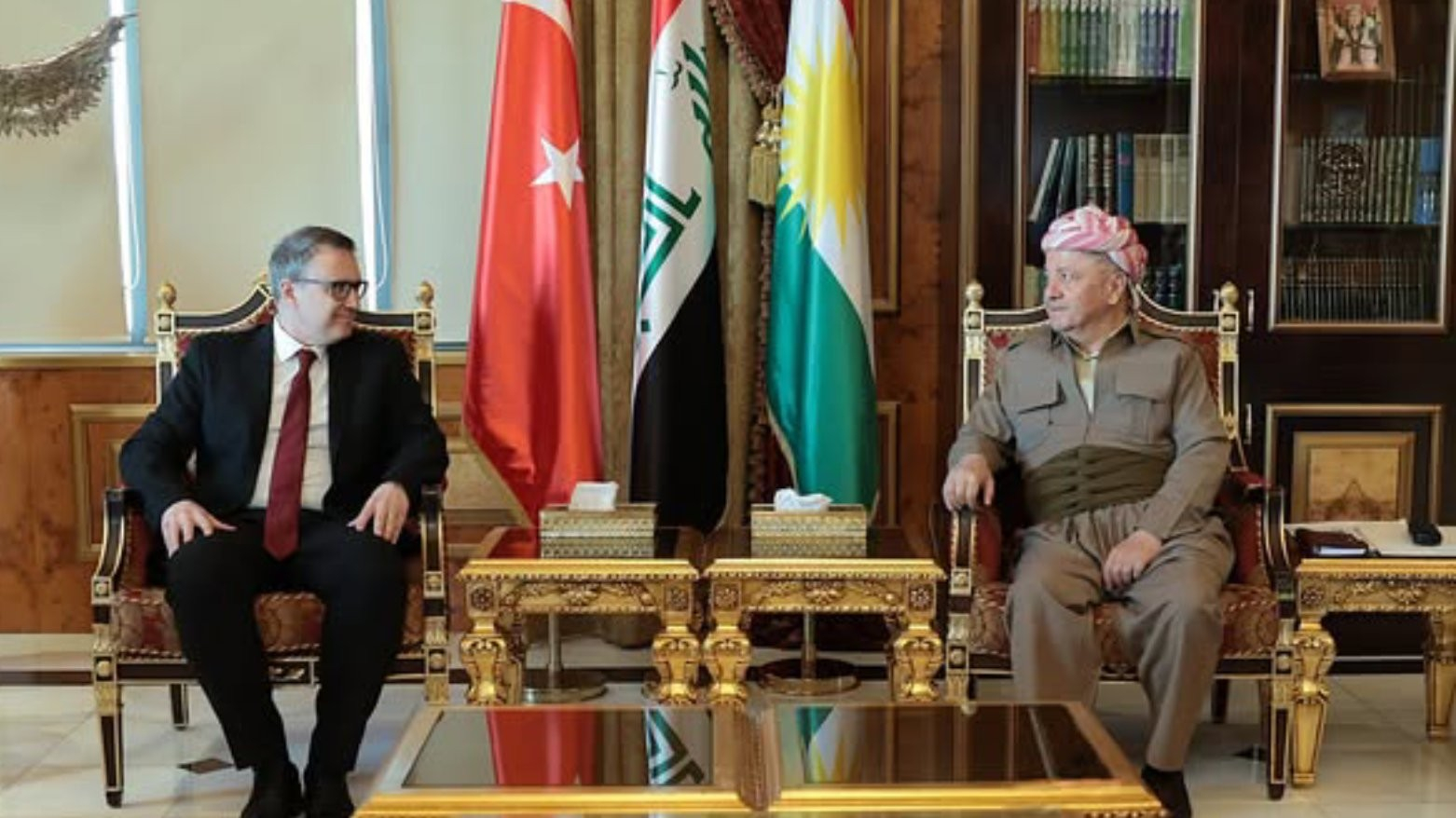 Di hevdîtina li gel Serok Barzanî de Balyozê Tirkiyê spasiya welatê xwe ji bo siyaseta hekîmane ya Herêma Kurdistanê ya li hemberî girjiyan nîşan da