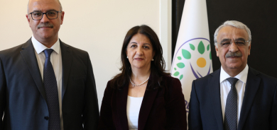 Şanda Îmraliyê bi Fraksiyona AK Partiyê re civiyan