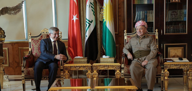 Serok Barzanî pêşwazî li Ehmed Davutoglu kir