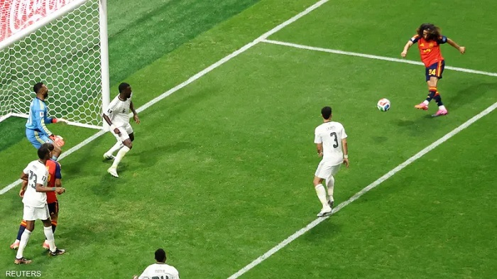 إسبانيا تتخطى السعودية برباعية نظيفة