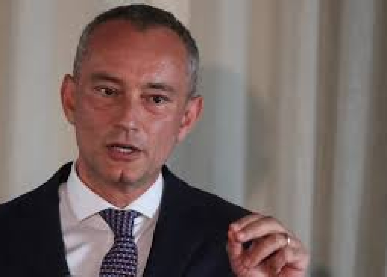 «حماس» لـ«تعامل إيجابي» مع ملادينوف