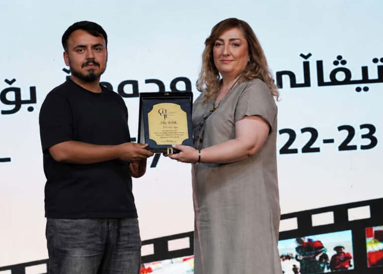 Xelatên Gera Şeşê ya Festîvala Çemçemalê ya Fîlmên Jenosîdê hatin belavkirin