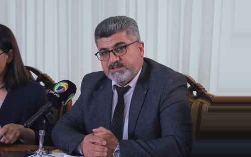 د.جەلال ئەحمەد ئەندامی بازنەی گفتوگۆ:     ناكرێ ڕووداو و ئەزموونی ڕابردووی حزبەكان لەگەڵ یەكتری نادیدە بگرین، كە هێشتاش تارماییان نەڕەویوەتەوە