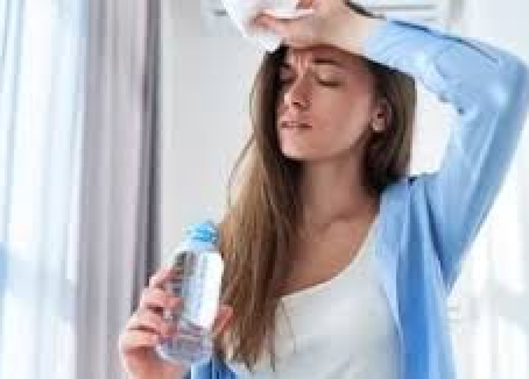 7 علامات تكشف أن جسمك لا يحصل على ما يكفي من الماء