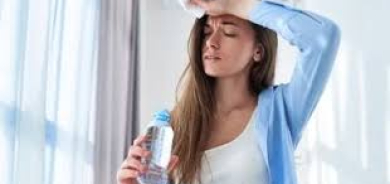 7 علامات تكشف أن جسمك لا يحصل على ما يكفي من الماء