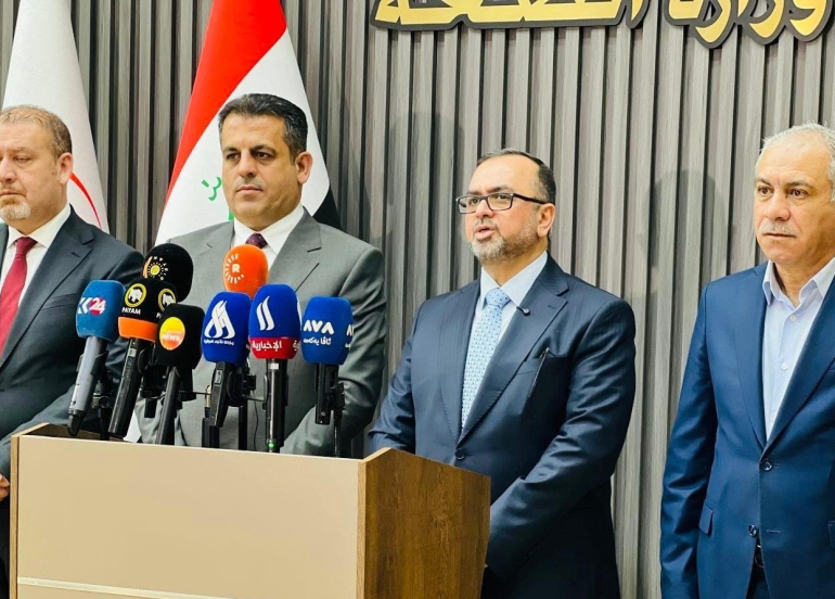 اتفاق مبدئي بين الجانبين.. أربيل وبغداد تناقشان ملف الأدوية والضمان الصحي
