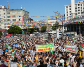 DEM Partiyê li Stenbolê ji bo Ocalan 'Mîtînga Azadiyê' li dar xist