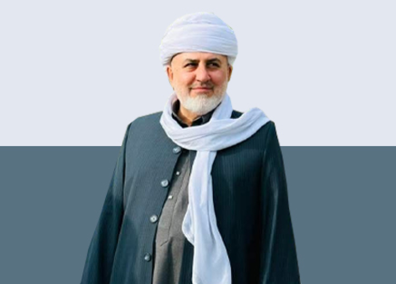 شێخ عابید بابەشێخ نەقشبەندی  پێشنوێژ و وتارخوێنی مزگەوتی نۆ شەهید لە هەولێر بۆ گوڵان:  ئاوێتەبوونی میحراب و سەنگەر دەیسەلمێنێت كە زانایانی ئایینی هەمیشە لە ڕیزی پێشەوەی خەبات دژی ستەم و داگیركاری بوون