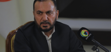 ئازاد عوسمان  كارگێڕی مەڵبەندی هەولێری كۆمەڵی دادگەریی كوردستان:     ناكرێت هێزی پێشمەرگە بە میلیشیا ناو ببرێت، یان چەك بكرێت و بخرێتە پاڵ سوپایەكەوە كە لە داهاتوودا ئەگەری هەیە دژی قەوارەی هەرێمەكەمان بەكار بهێنرێتەوە