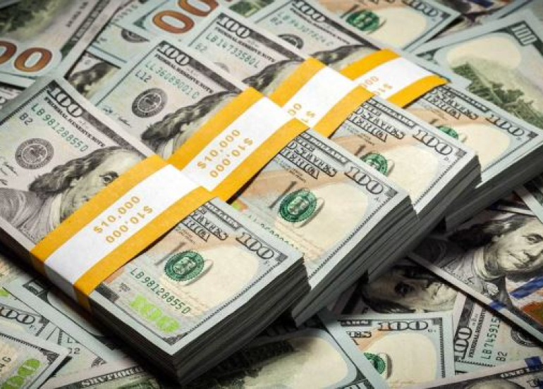 US Resumes Dollar Shipments to Iraq as Baghdad Steps Up Security and Anti-Corruption Measures