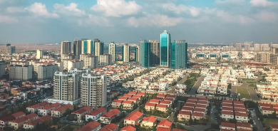 أربيل تستعد لمشاريع استثمارية كبرى.. برج يتجاوز ارتفاعه 450 متراً ومنتجع سياحي ضخم في كومسبان