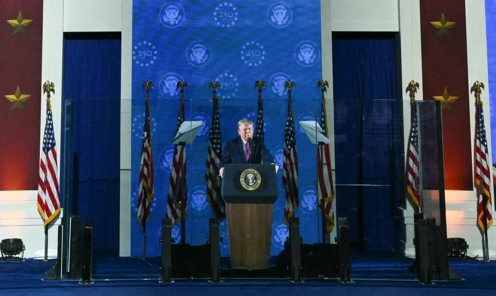 Trump: Îran ji bo peymaneke siyasî hemû rêyan diceribîne