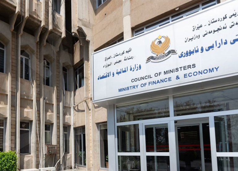 مالية كوردستان تنفي طلب تأجيل رواتب حزيران وتؤكد: ملف الرواتب معزول عن الخلافات الفنية مع بغداد