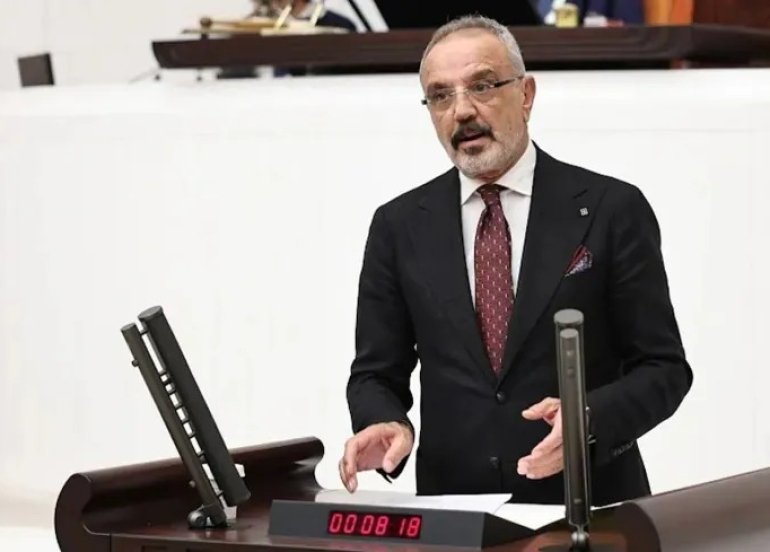 Parlamenter Sirri Sakik: Ger dewlet dixwaze pirsgirêkê çareser bike divê gavên qanûnî biavêje