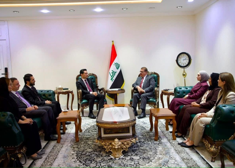 وفد من كتلة الديمقراطي الكوردستاني يبحث مع وزير التربية الاتحادي سبل دعم مسيرة التعليم الكوردي في مناطق المادة 140