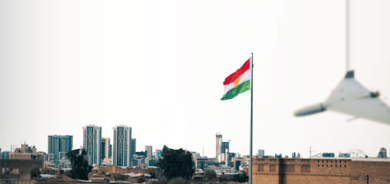 Êrîşên li ser Herêma Kurdistanê di sala 2026an de... Di navbera 28ê Şubatê û 20ê Nîsanê de, Herêma Kurdistanê rûbirûyî 809 êrîşên leşkerî bûye, ku ji 701 êrîşên dironan û 108 êrîşên mûşekan pêk hatine.