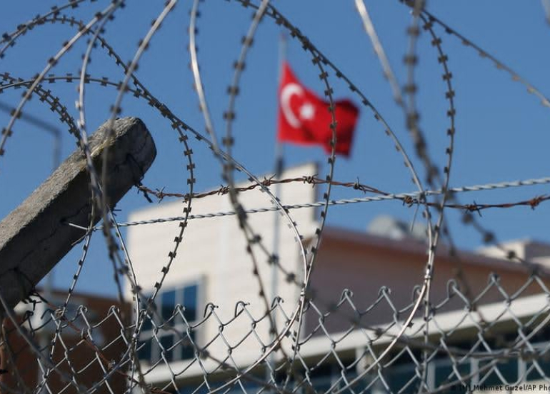 فەرمانی دەستگیرکردن بۆ دەیان کەس لە تورکیە دەرچووە