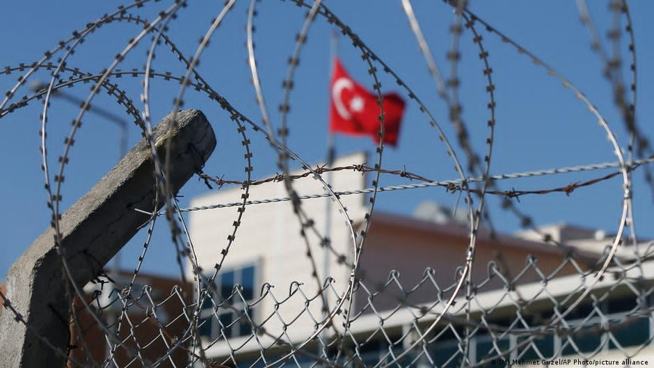 فەرمانی دەستگیرکردن بۆ دەیان کەس لە تورکیە دەرچووە