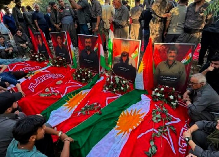 Cenazeyê 9 şehîdên komeleya zehmetkêşan a Kurdistan spartin axê