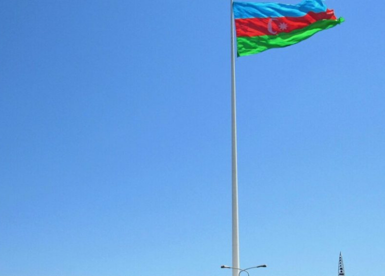 Azerbaycanê 16 welatiyên xwe ji Sûriyeyê vegerandin