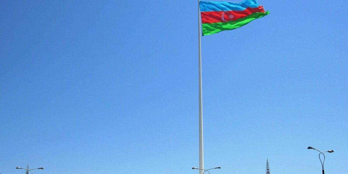 Azerbaycanê 16 welatiyên xwe ji Sûriyeyê vegerandin