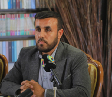لوقمان عەزیز  بەرپرسی ڕاگەیاندنی مەڵبەندی هەولێری كۆمەڵی دادگەری كوردستان:     نەتەوە بیروباوەڕ و ئایین نییە بەڵكو دۆخێكی سرووشتی و ئیرادەی خواییە لە دروستكردنی مرۆڤەكاندا