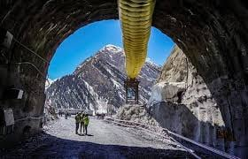 لە پرۆژەی تونێلکردنی هیندستان نۆ کرێکار گیانیان لەدەستدا