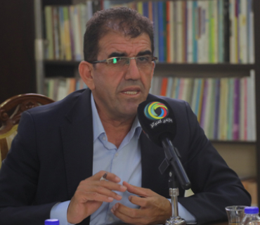 موراد شەم  سیاسەتمەداری باكووری كوردستان:     ئەورووپاش لەناو خۆیدا تووشی زۆر شەڕ و ئاڵۆزی بوون و هەتا نەبوونە خاوەن ناسنامە و دەوڵەتی نەتەوەیی، كەس ڕێزی لە مافەكانیان نەگرت