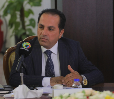 نەژاد محەمەد  چالاكی سیاسی و نوێنەری بەرەی گەل:     ناسیۆنالیزم سیستمێكی ئاڵۆزی فیكری و  ئایدیۆلۆژییە كە كۆمەڵگە لە چوارچێوەی دەوڵەت و نەتەوەدا ڕێك دەخاتەوە