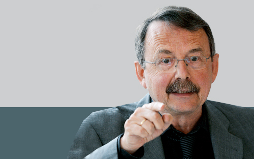 Wolfgang Streeck, civaknas û bîrmendê Alman ji bo Gulan: Guhertinên şaristanî yên mezin di demeke kurt de pêk nayên, belku bi qonax û di pêvajoyeke hêdî de rû didin