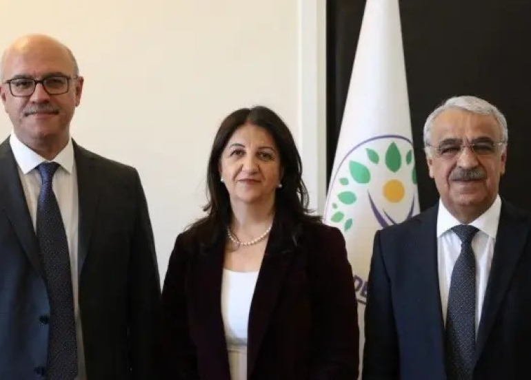 Heyeta DEM Partiyê çû Îmraliyê